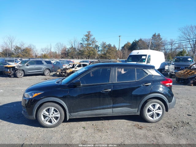 Nissan Kicks S