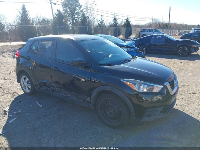 Salvage Nissan Kicks Image