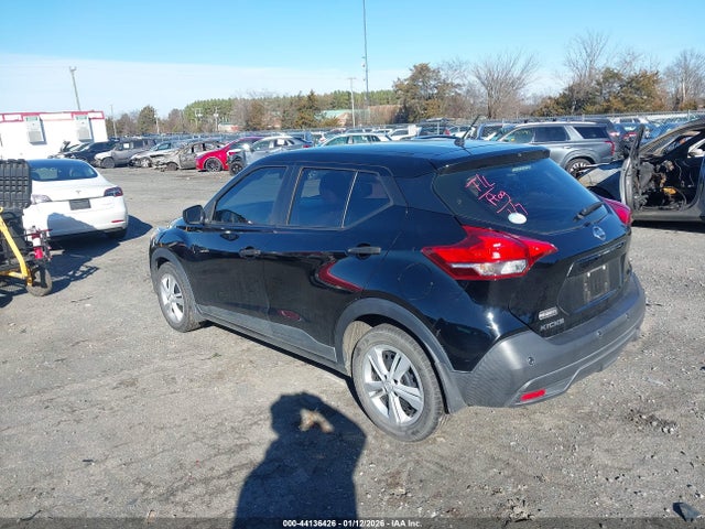 Nissan Kicks S