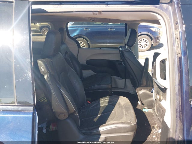 Chrysler Pacifica Limited