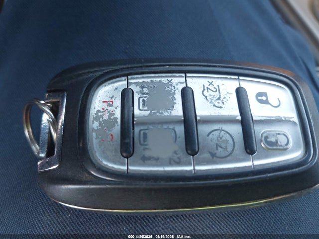 Chrysler Pacifica Limited