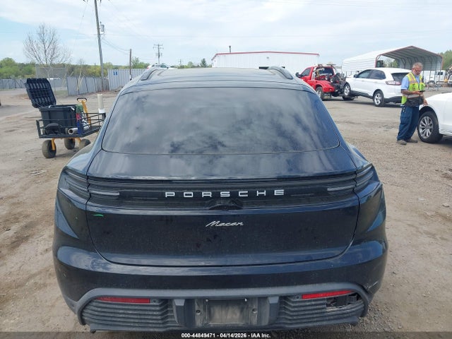 Porsche Macan Electric