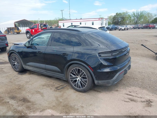 Porsche Macan Electric