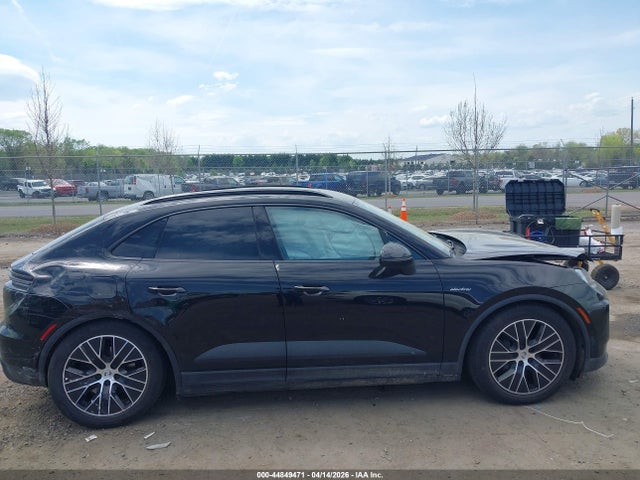 Porsche Macan Electric