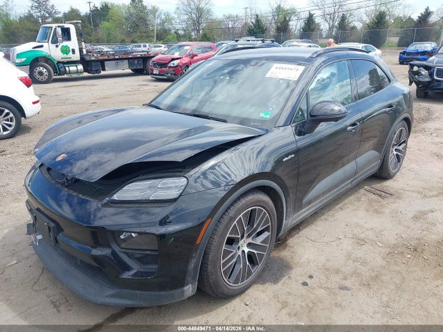 Porsche Macan Electric