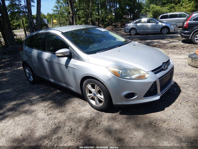 Salvage Ford Focus Image