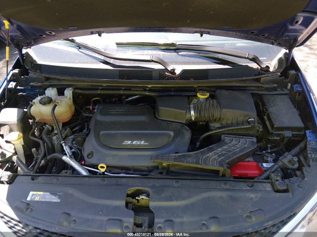 Chrysler Pacifica Touring L