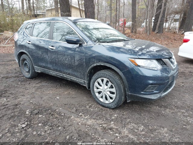 Salvage Nissan Rogue Image