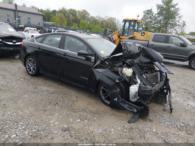 Salvage Ford Fusion Image