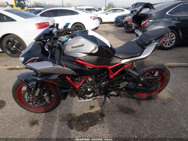 Kawasaki Zr1000 K
