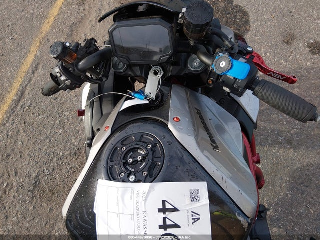 Kawasaki Zr1000 K