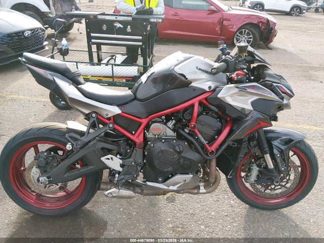 Kawasaki Zr1000 K
