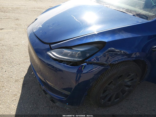 Tesla Model Y Long Range Dual Motor All-wheel Drive