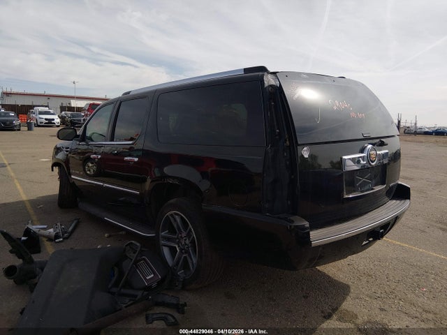 Cadillac Escalade Standard