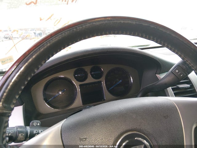 Cadillac Escalade Standard