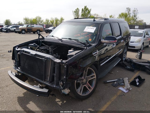 Cadillac Escalade Standard
