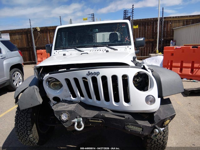 Jeep Wrangler Sport 4x4
