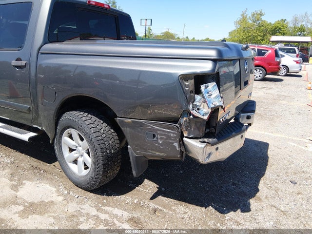 Nissan Titan Sv