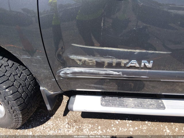 Nissan Titan Sv