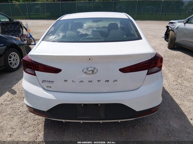 Hyundai ELANTRA Se