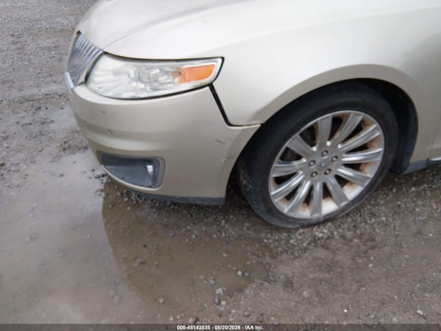 Lincoln MKS