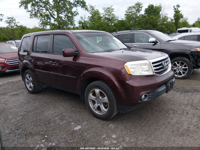 Salvage Honda Pilot Image