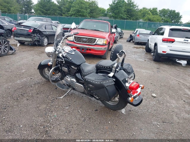 Suzuki Vl800