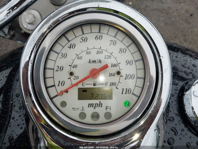 Suzuki Vl800