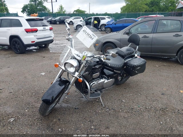Suzuki Vl800