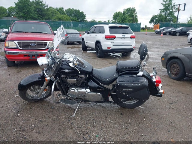 Suzuki Vl800