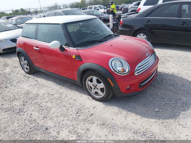 Salvage MINI Cooper Image