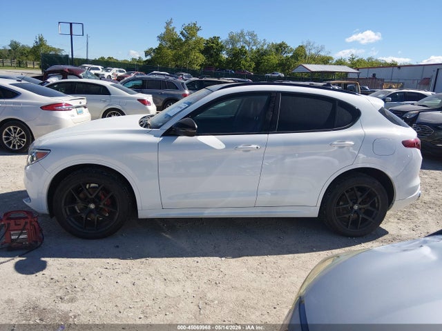 Alfa Romeo Stelvio Ti Awd