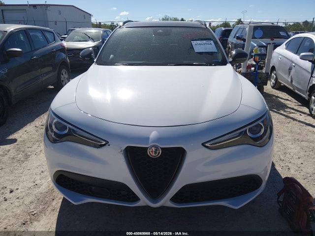 Alfa Romeo Stelvio Ti Awd