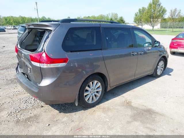 Toyota Sienna Xle 7 Passenger