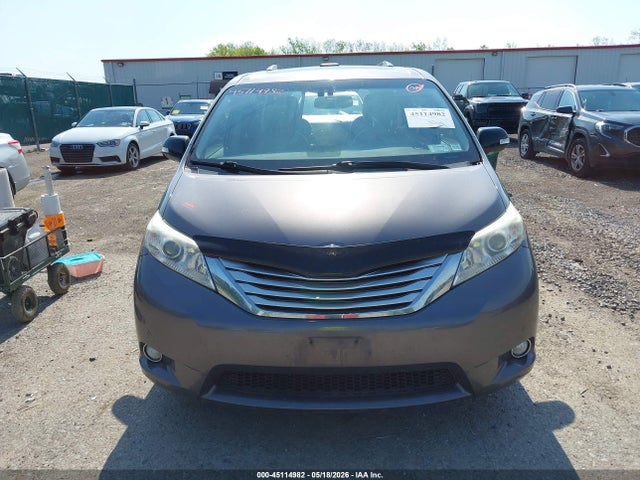 Toyota Sienna Xle 7 Passenger