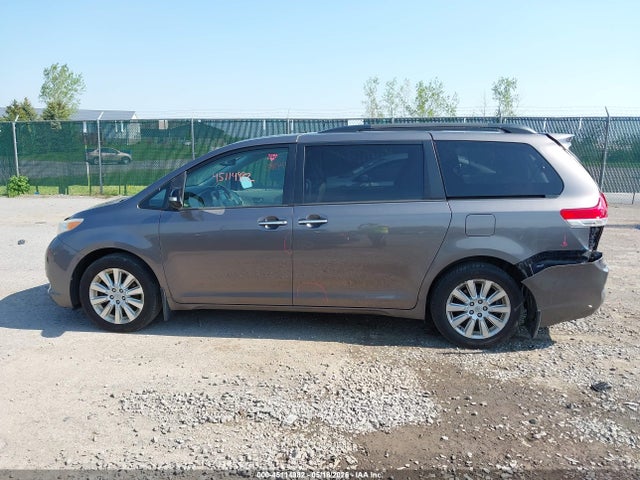 Toyota Sienna Xle 7 Passenger