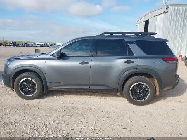 Nissan Pathfinder Rock Creek 4wd