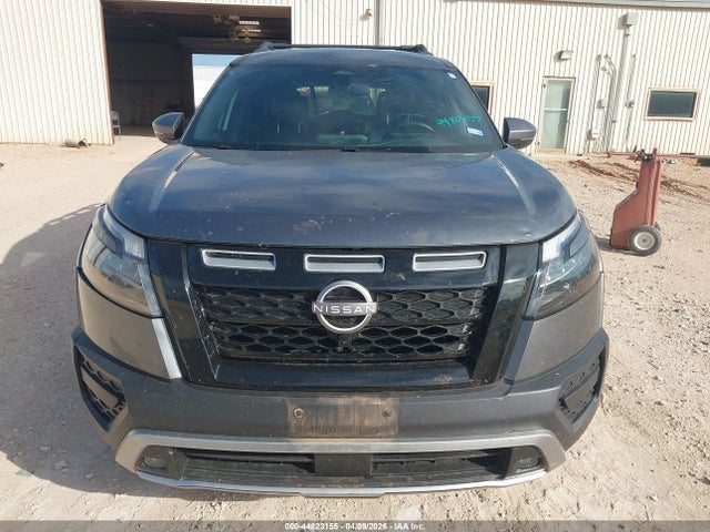 Nissan Pathfinder Rock Creek 4wd