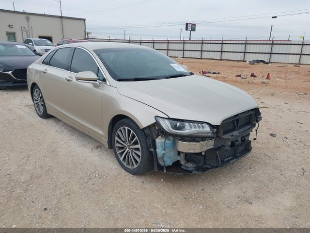 Salvage Lincoln MKZ Hybrid Image