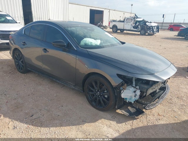 Salvage Mazda Mazda3 Image