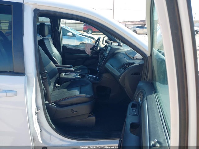Dodge Grand Caravan Gt