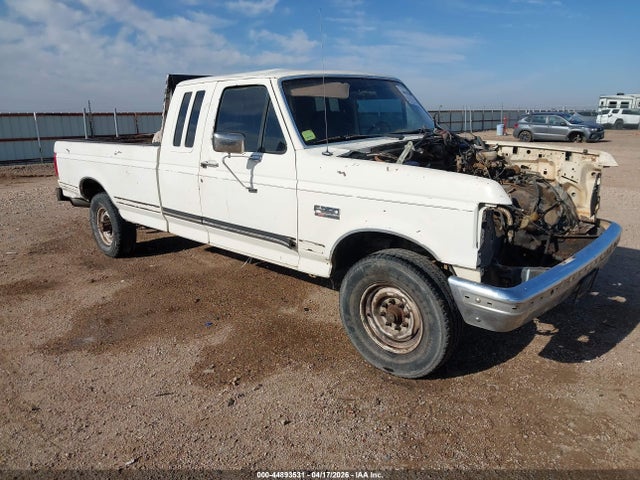 Salvage Ford F-250 Image