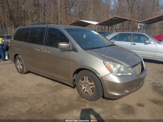 Salvage Honda Odyssey Image