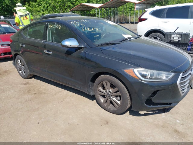 Salvage Hyundai ELANTRA Image