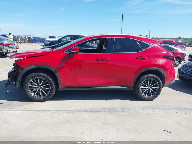 Lexus NX Premium