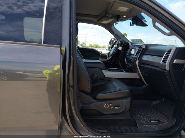 Ford F-250 Lariat