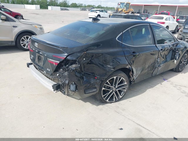 Toyota Camry Xle