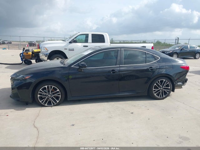 Toyota Camry Xle