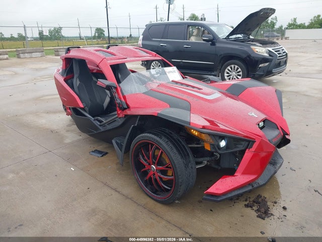 Salvage Polaris Slingshot Image