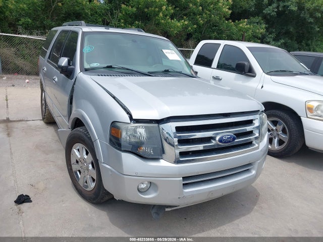 Salvage Ford Expedition Image